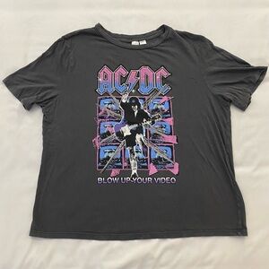 AC/DC Gray T-Shirt. Short Sleeve. “Blow Up Your Video”. Size Medium